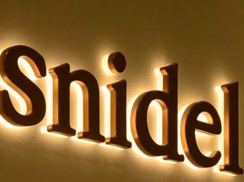 gia công chữ inox đẹp giá rẻ